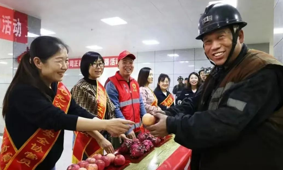 华阳集团：9397个“她”撑起企业高质量发展“半边天”(图7)
