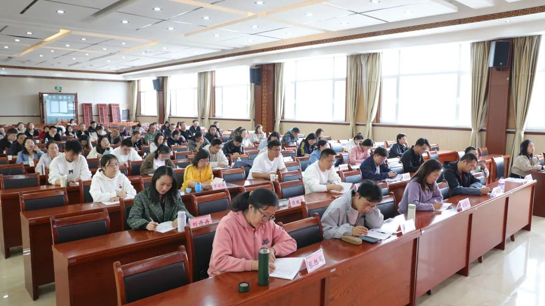 长治市上党区2025年“青马工程”暨青年人才能力提升专题培训班开班(图2)