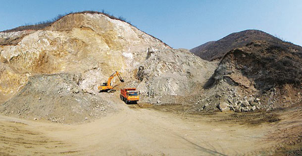 山西夏县一无证砂石厂私挖滥采2年多