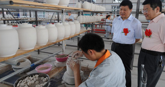 山西省第一条高温陶瓷生产线落户汾阳