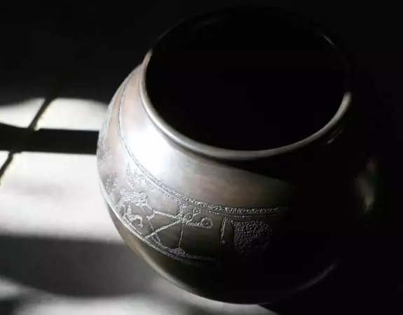 “道 • 器之间”陶瓷艺术展在太原绿地城举办