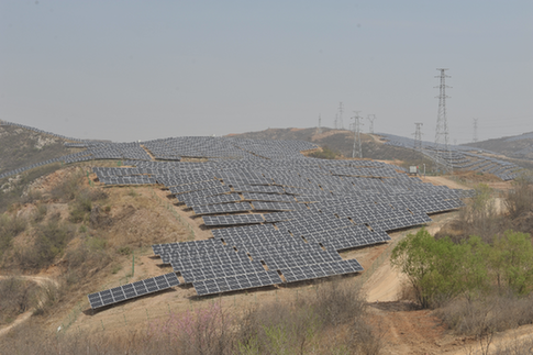 国网阳泉供电公司服务百万光伏发电基地建设侧记