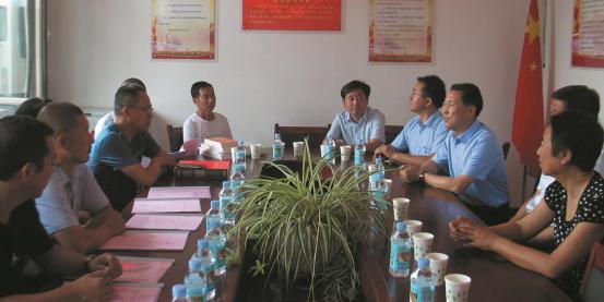 忻州市偏关县人大常委会领导在代县考察