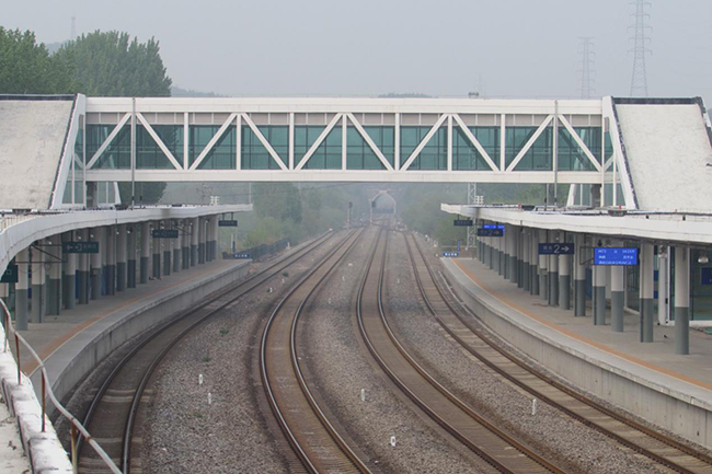 中铁六局太原铁建公司参与施工的北京市郊铁路S5线开通运营