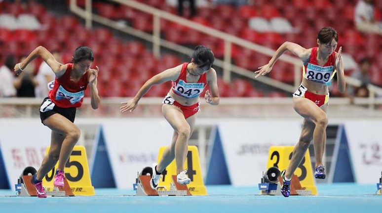 田径——社会俱乐部组女子100米决赛赛况