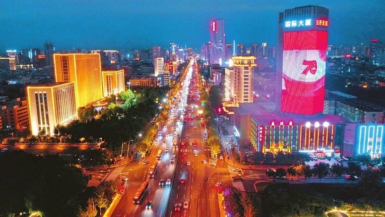 国庆期间太原充满浓郁的节日喜庆气氛