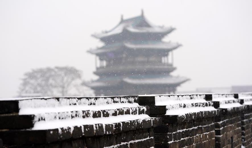 雪落平遙