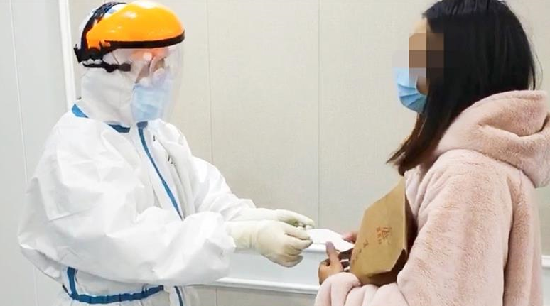 (聚焦疫情防控)湖北潜江:“临时妈妈”的守护