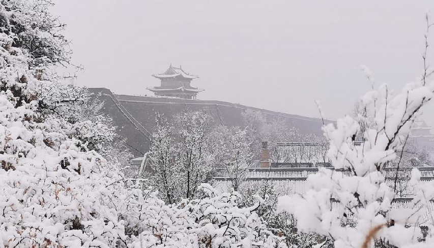 忻州古城 雪中“秀荣”