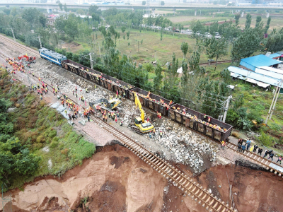 太原铁路部门积极抢修南同蒲线受影响区段