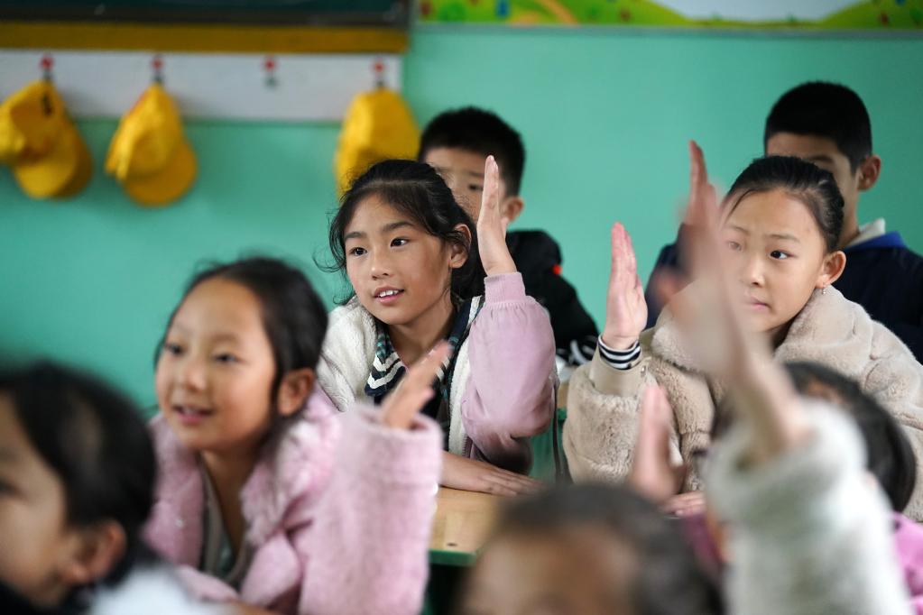 探访山西稷山吴璧小学安置点