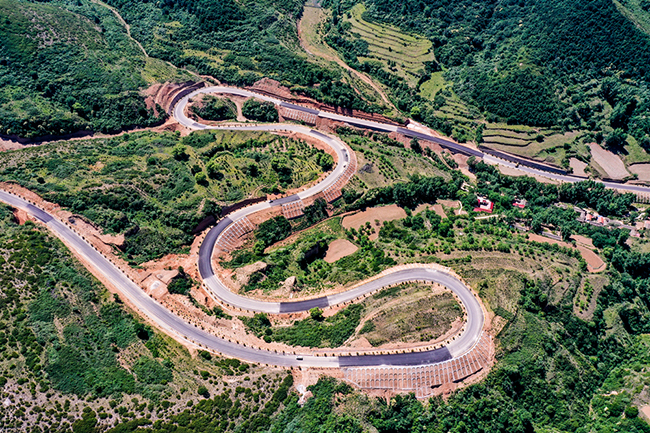 高质量建好“四好农村路” 织就乡村“幸福网”